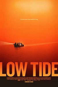 دانلود فیلم زیرنویس فارسی چسبیده جزر و مد کم Low Tide 2019
